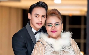 Eva Manurung Ibu Virgoun Minta Maaf ke Keluarga Gegara Pacari Brondong