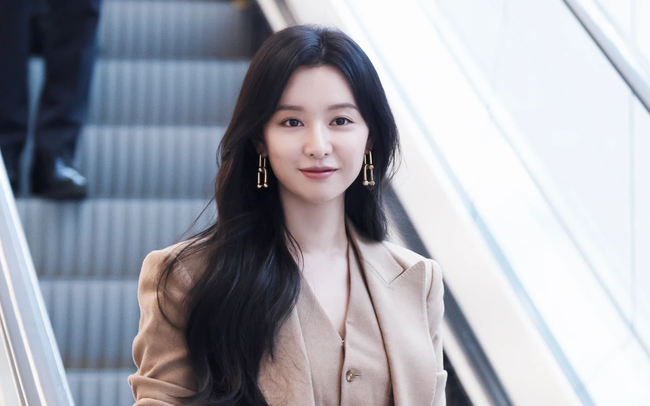 Teori Penyakit Kim Ji Won Disebabkan Racun di 'Queen of Tears' Viral