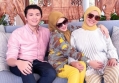 Pose Janggal Tangan Adik Syahrini Pegang Paha Reino Barack Kembali Digunjing