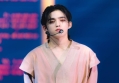 S.Coups SEVENTEEN Selamatkan Fans yang Dikuntit