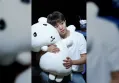 Visual Menawan Park Jihoon Bikin Penggemar Terpukau di Konser Fan di Kuala Lumpur