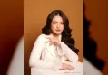 Nathalie Holscher Ajak Adzam Nikmati Pertunjukan Tari Kecak di Bali
