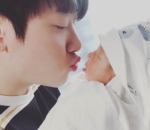 Min Hwan Gemas Hingga Cium Si Kecil