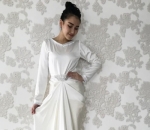  3. Ayu Ting Ting Cantik Pakai Kaftan Desain Bella Shofie