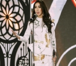 Nadia Purwoko memberikan pidatonya saat masuk 10 Besar