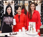 Maia Estianty juga selalu merawat dirinya agar tetap awet muda