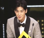 Cha Eunwoo Mendapat Penghargaan Spesial di ITA 2018