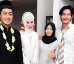 Angel Lelga Malu-Malu Pose Bareng Fiki Alman Pasca Syuting