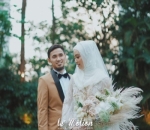 Resmi Menikah, Achmad Hulaefi Pamer Tatapan Romantis ke Lindswell Kwok Bikin Baper