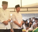 Emil Dardak Memberikan Pidato Saat Mengantarkan Kepergian Sang Adik ke Liang Lahat