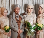 Opick Jatuh Cinta dalam Waktu Singkat