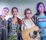 Dukung Karier Bermusik, Maia Estianty Hadiri Peluncuran Single Baru Dul