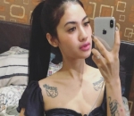 Banyak Tato Bikin Della Perez Makin Seksi, Setuju Gak?