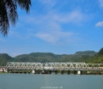 Lewat Jembatan dengan Bentangan Terpanjang di Jalur Kereta Api Taksaka dan Argolawu