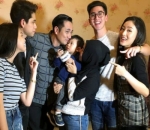 Verrell Bramasta-Natasha Wilona Dekat dengan Keluarga Masing-Masing