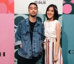 Ify Alyssa Eks Blink Tampil Simpel Pakai Skirt Model Garis-Garis