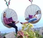 Santai Sambil Nikmati Pemandangan Kota Lampung