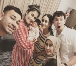 Lagi-Lagi Pakai Dress Pomelo Lucu dan Murah Saat Jenguk Anak Tara Budiman