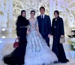 Mulan Jameela Tampil Kece di Dinner Silaturahmi Syahrini dan Reino Barack