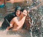 Bahagia Liburan Sambil Berenang Bareng Gajah