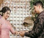 Tiwi Sendiri Masih Rahasiakan Detail Identitas Sang Calon Suami