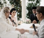 Menikah Dengan Disaksikan Oleh Gubernur Jawa Barat, Ridwan Kamil