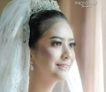 Gaun Pengantin Qory Sandioriva Berkonsep Internasional
