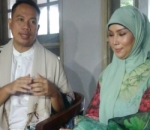 Persembahan Cinta Vicky Prasetyo Untuk Kalina Oktarani