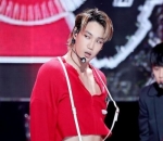 'Tempo' merupakan era <i>crop top</i> terbesar dari Kai