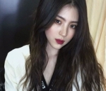 Rambut panjang Han So Hee