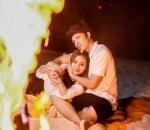 <i>Honeymoon</i> Atta dan Aurel ditemani api unggun