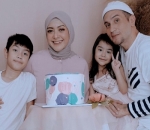 Momen Bahagia Keluarga Gary Iskak Saat Ulang Tahun Sang Istri