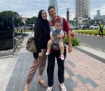 Jalan-Jalan Bersama Keluarga Tetap Stylish