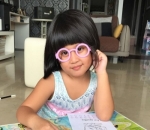 Vania Bahagia Dengan Kehidupannya