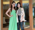 Akrab dengan sesama rekan artis 