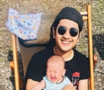 Berjemur bareng di pagi hari