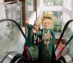 Duet lagu, romantis banget!