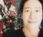 Senyum tulus Uhm Ki Joon