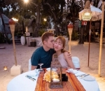 Selalu romantis bareng pasangan 