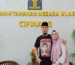 Momen haru usai bebas dari penjara