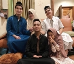 Momen <i>full team</i> Alvin Faiz bareng ibu dan adik