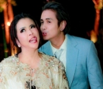 Pose unyu bareng