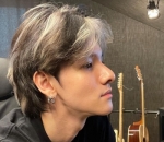 <i>Side Profile</i> Memesona 