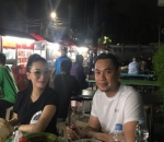 nostalgia makan berdua di pinggir jalan