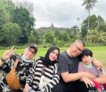 Momen <i>quality time</i> di candi borobudur