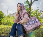 Miliki bisnis <i>fashion</i> 