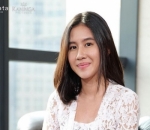 Bersahaja saat kenakan kebaya