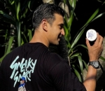 <i>Side Profile</i> Yang Kece