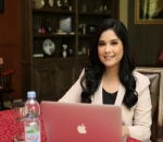sosok cerdas dengan pendidikan tinggi 