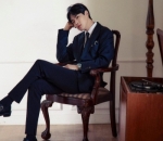 <i>Flawless</i> Dengan Suit